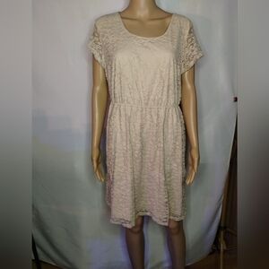 No Boundaries juniors size xl (15-17) cream lace dress